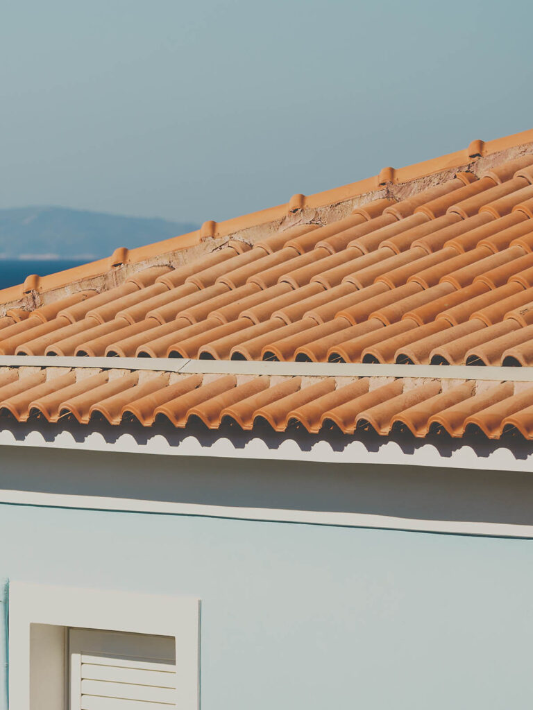 Tiled roofers near me Toronto